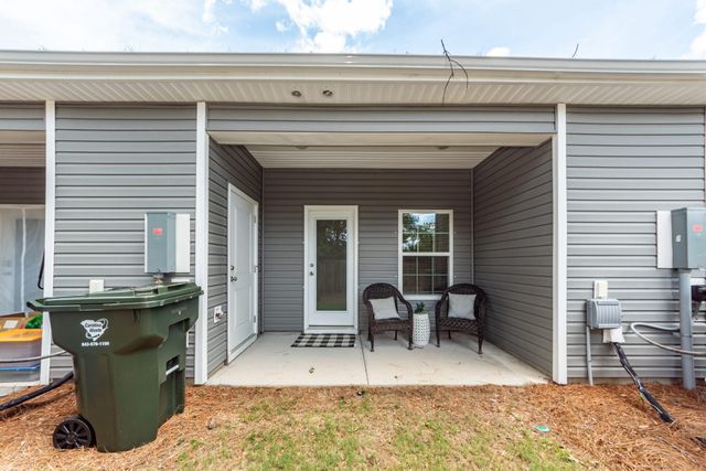 302 Twin Rivers Drive, Wando, SC 29492