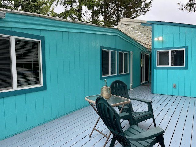 1600 RHODODENDRON Dr 41, Florence, OR 97439