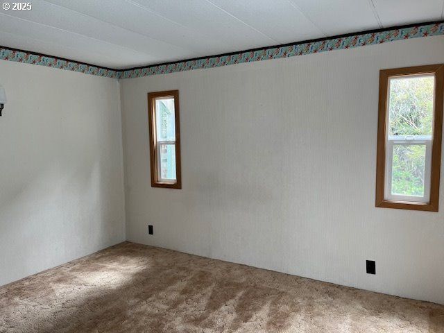 1600 RHODODENDRON Dr 41, Florence, OR 97439