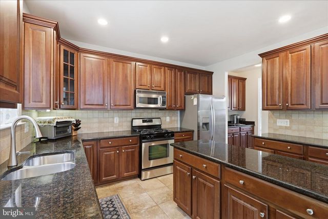 4218 TALON DR, Dumfries, VA 22025