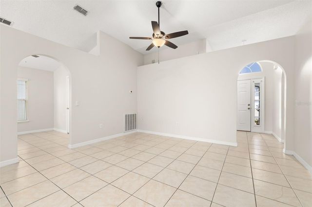 624 BLAKE AVENUE, Davenport, FL 33897