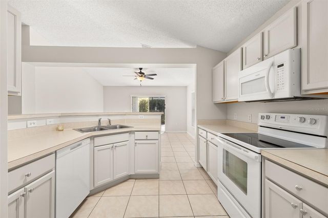 624 BLAKE AVENUE, Davenport, FL 33897