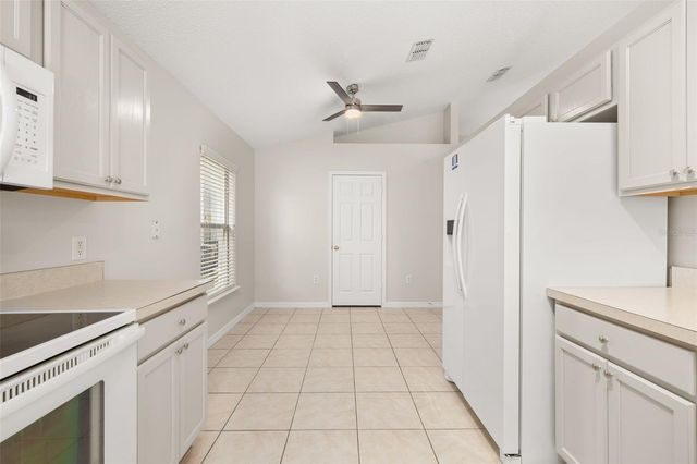 624 BLAKE AVENUE, Davenport, FL 33897