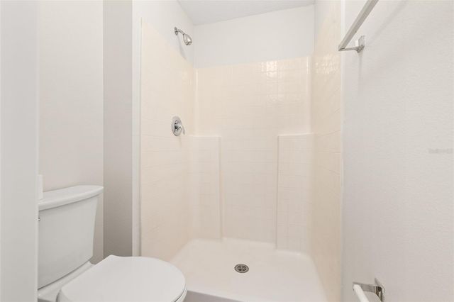 624 BLAKE AVENUE, Davenport, FL 33897