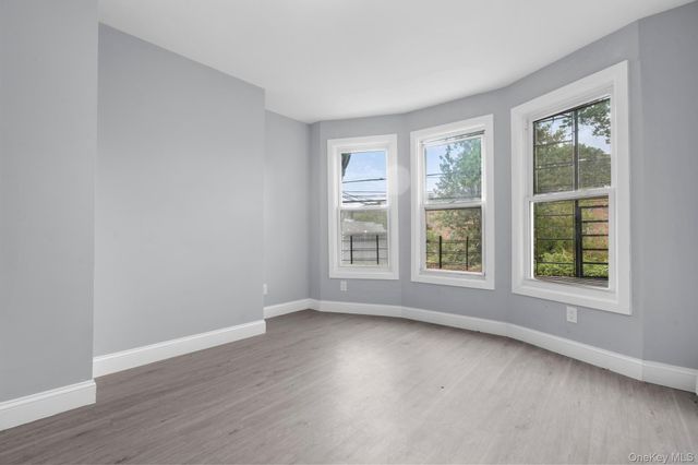 127-131 Highland Ave Avenue, Yonkers, NY 10705