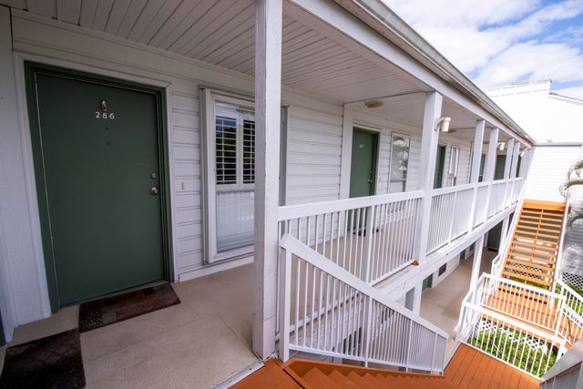 286 Cypress Point Drive, Palm Beach Gardens, FL 33418