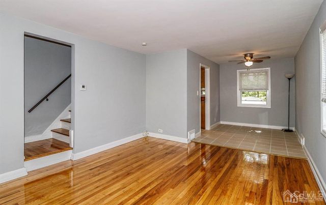 9 MacArthur Drive, Edison, NJ 08837
