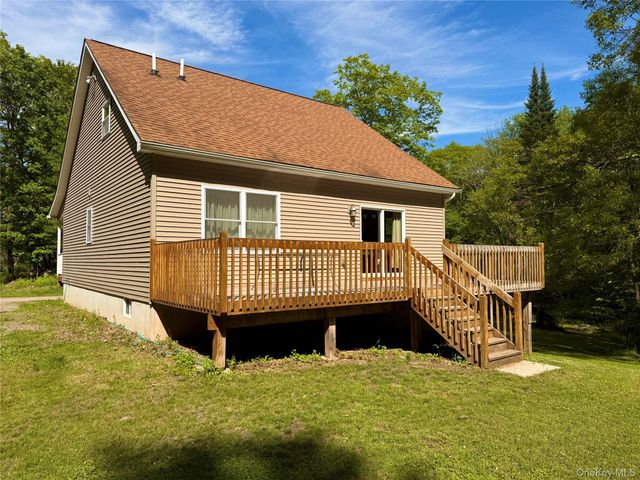 96 Plank Road, Mongaup Valley, NY 12762