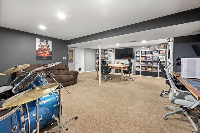 3938 W Minnesota AVENUE, Franklin, WI 53132