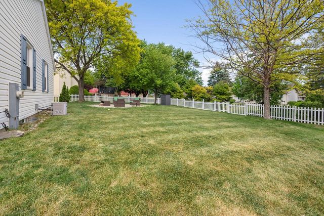 3938 W Minnesota AVENUE, Franklin, WI 53132