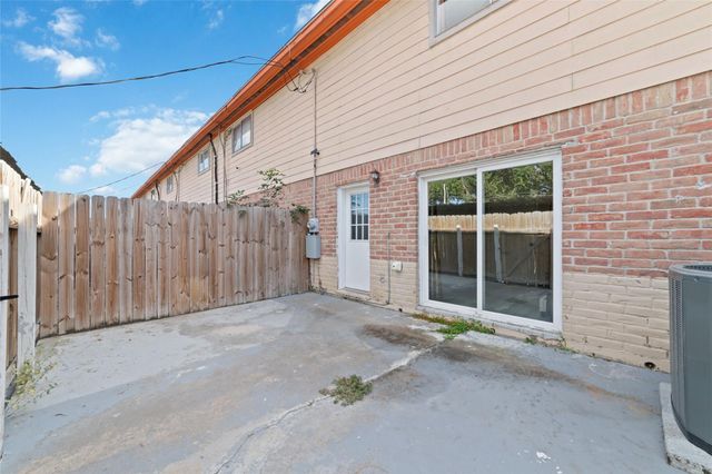 7821 Fuqua Street 7821, Houston, TX 77075