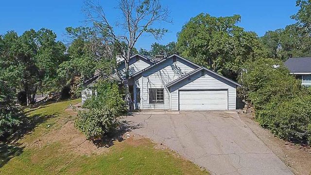 40962 Oakridge Drive, Three Rivers, CA 93271