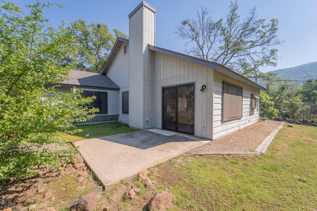 40962 Oakridge Drive, Three Rivers, CA 93271