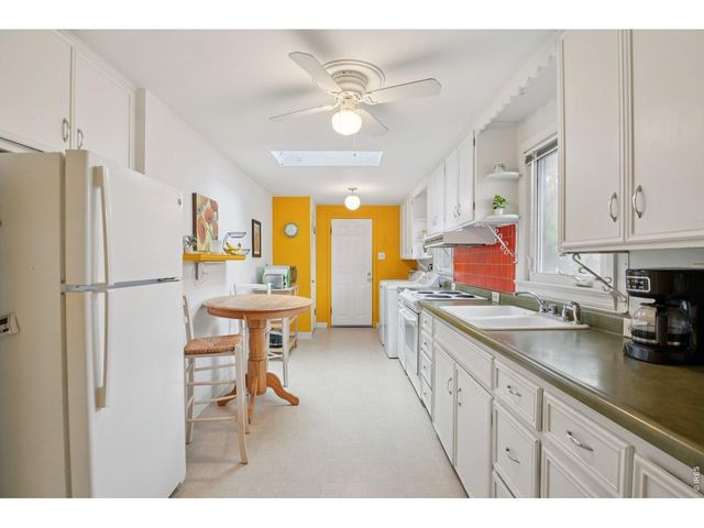 1110 S Quitman St, Denver, CO 80219