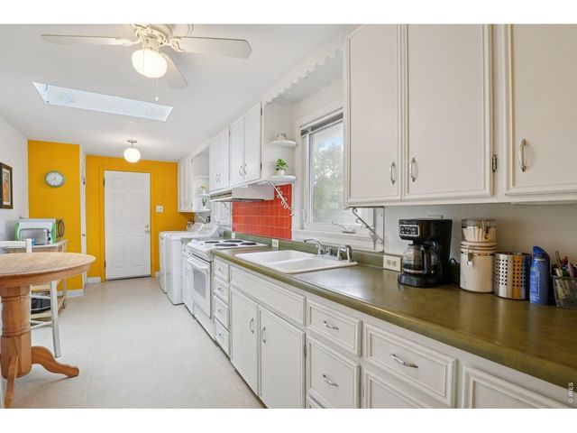 1110 S Quitman St, Denver, CO 80219