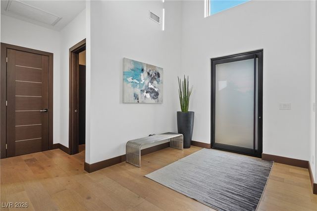 3740 Caesars Circle, Las Vegas, NV 89120