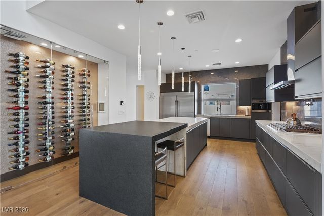 3740 Caesars Circle, Las Vegas, NV 89120