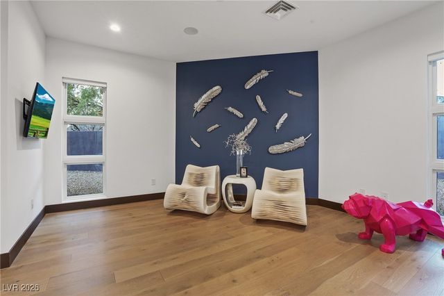 3740 Caesars Circle, Las Vegas, NV 89120