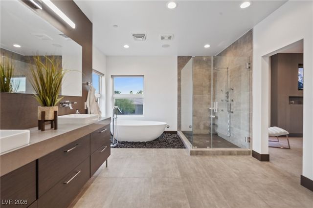 3740 Caesars Circle, Las Vegas, NV 89120