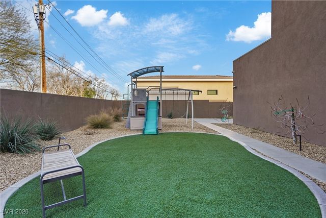 3740 Caesars Circle, Las Vegas, NV 89120