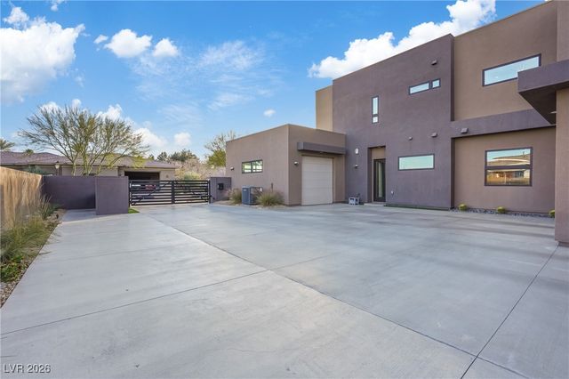 3740 Caesars Circle, Las Vegas, NV 89120