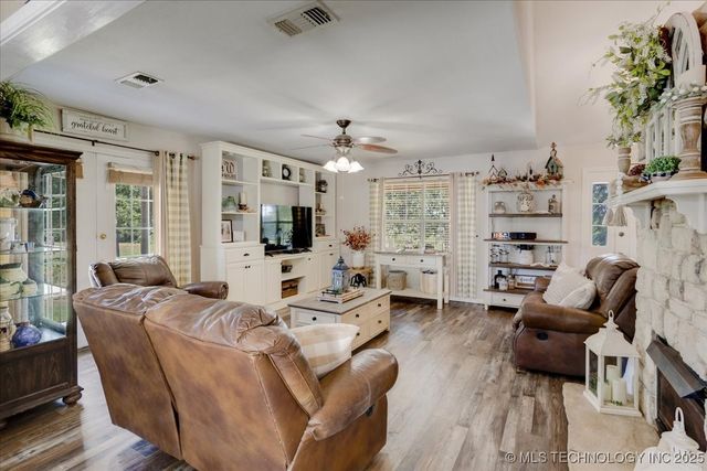 798 S Lone Oak Road, Durant, OK 74701