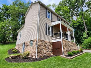 819 Rosemont Ave, Shaler, PA 15223