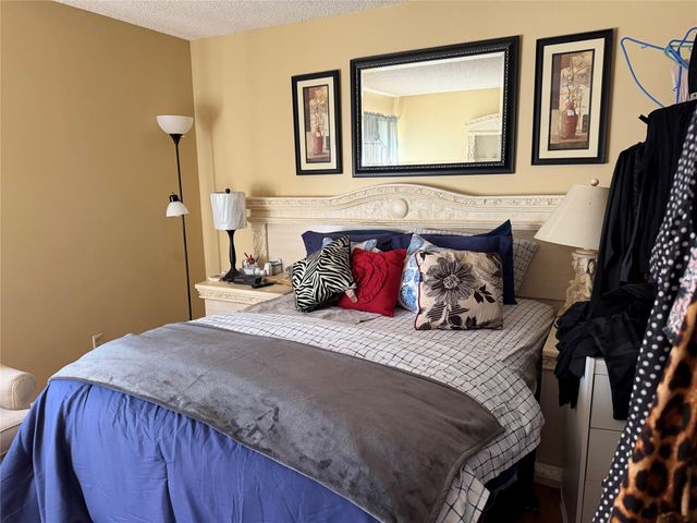 8620 N Sherman Circle 204, Miramar, FL 33025