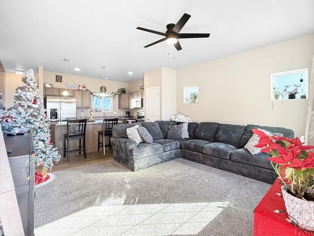 5336 Gannet Lane, Pueblo, CO 81008