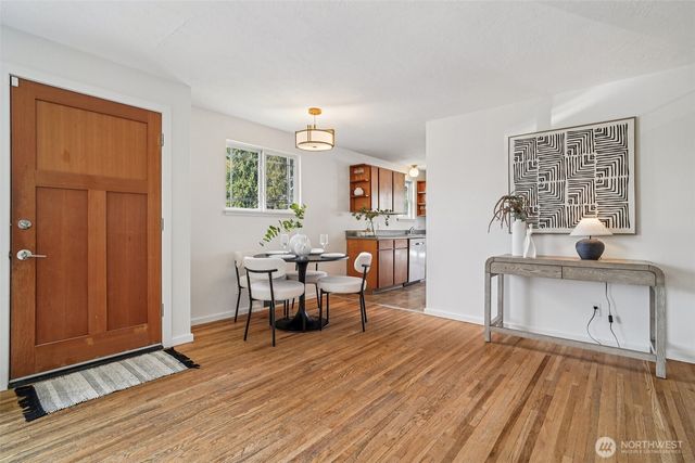 19448 15th Avenue NW, Shoreline, WA 98177