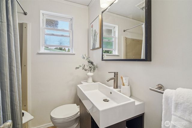 19448 15th Avenue NW, Shoreline, WA 98177