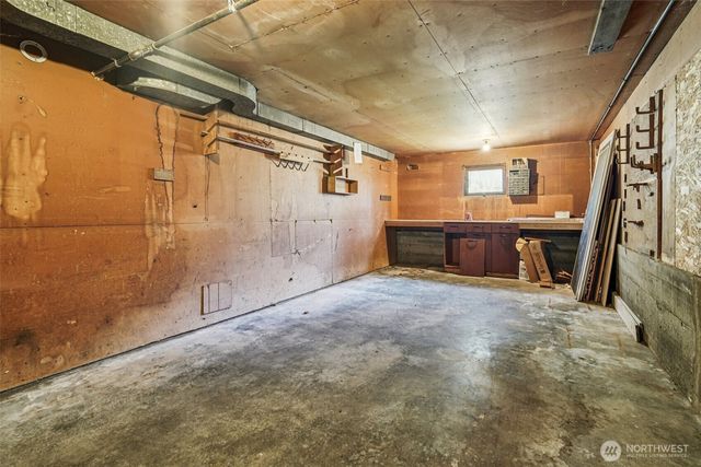 19448 15th Avenue NW, Shoreline, WA 98177