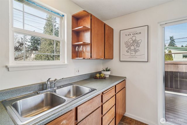 19448 15th Avenue NW, Shoreline, WA 98177