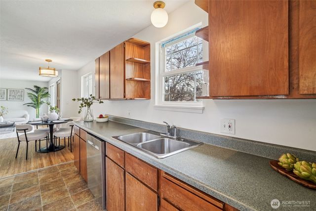 19448 15th Avenue NW, Shoreline, WA 98177