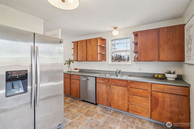 19448 15th Avenue NW, Shoreline, WA 98177