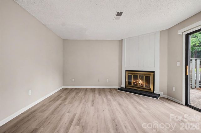 6144 Bent Tree Court, Charlotte, NC 28212