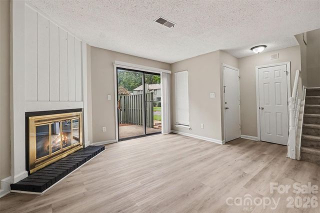 6144 Bent Tree Court, Charlotte, NC 28212