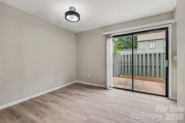 6144 Bent Tree Court, Charlotte, NC 28212