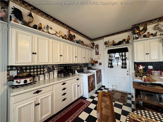 1820 Jefferson Boulevard, Point Pleasant, WV 25550