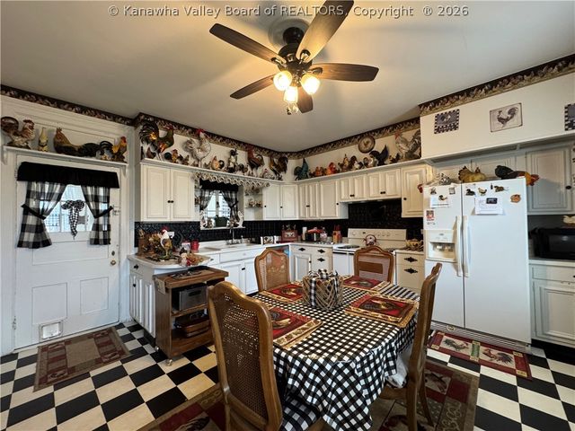 1820 Jefferson Boulevard, Point Pleasant, WV 25550