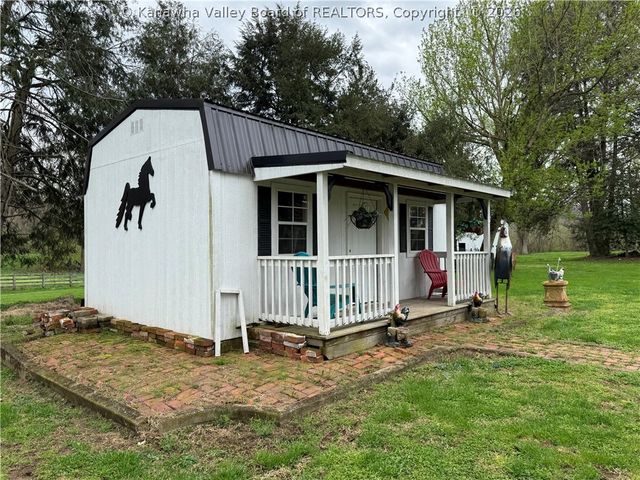 1820 Jefferson Boulevard, Point Pleasant, WV 25550