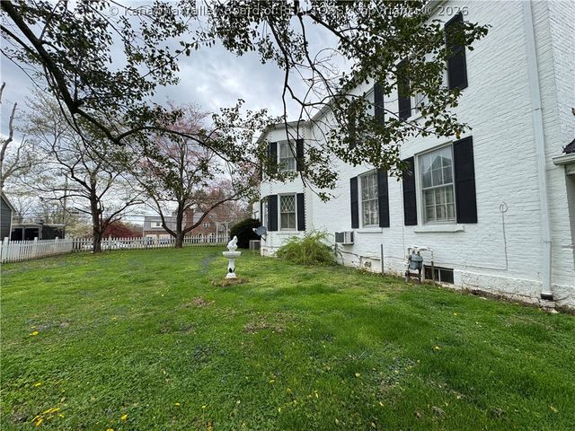 1820 Jefferson Boulevard, Point Pleasant, WV 25550