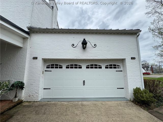 1820 Jefferson Boulevard, Point Pleasant, WV 25550