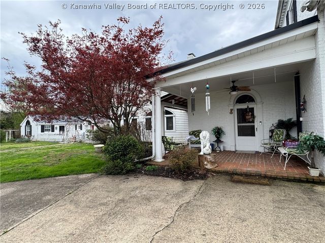 1820 Jefferson Boulevard, Point Pleasant, WV 25550