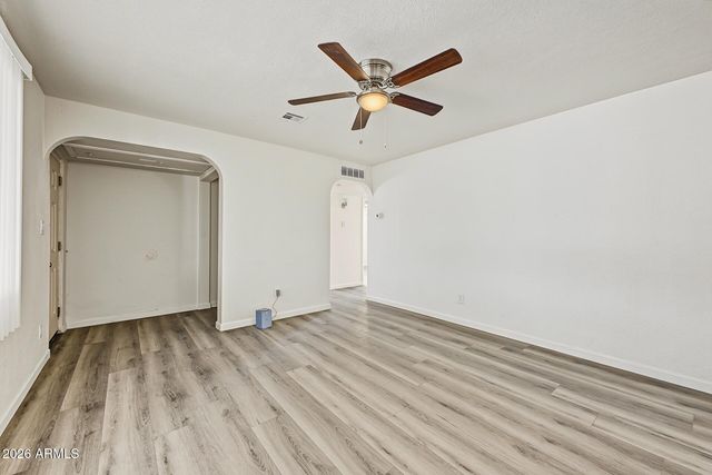 8806 N 28th Drive, Phoenix, AZ 85051