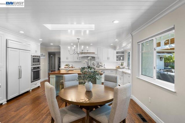 2525 Holly Oak Dr, Danville, CA 94506