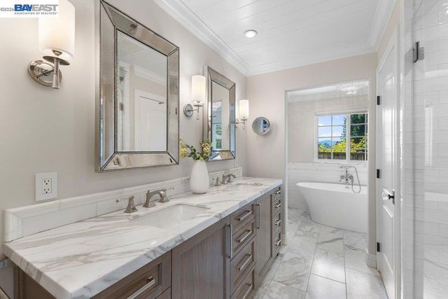 2525 Holly Oak Dr, Danville, CA 94506