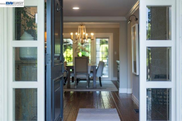 2525 Holly Oak Dr, Danville, CA 94506