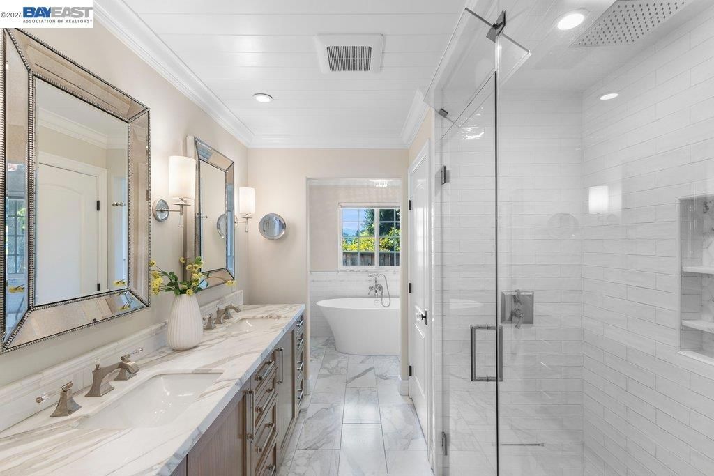 Image 31 of property listing at 2525 Holly Oak Dr, Danville, CA 94506