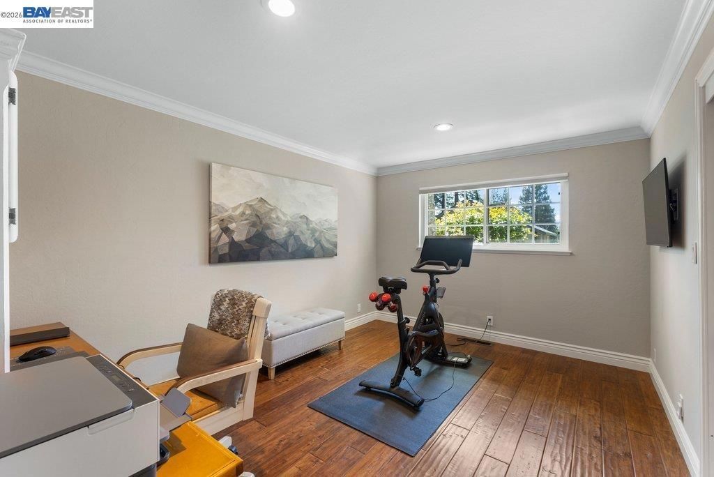 Image 37 of property listing at 2525 Holly Oak Dr, Danville, CA 94506